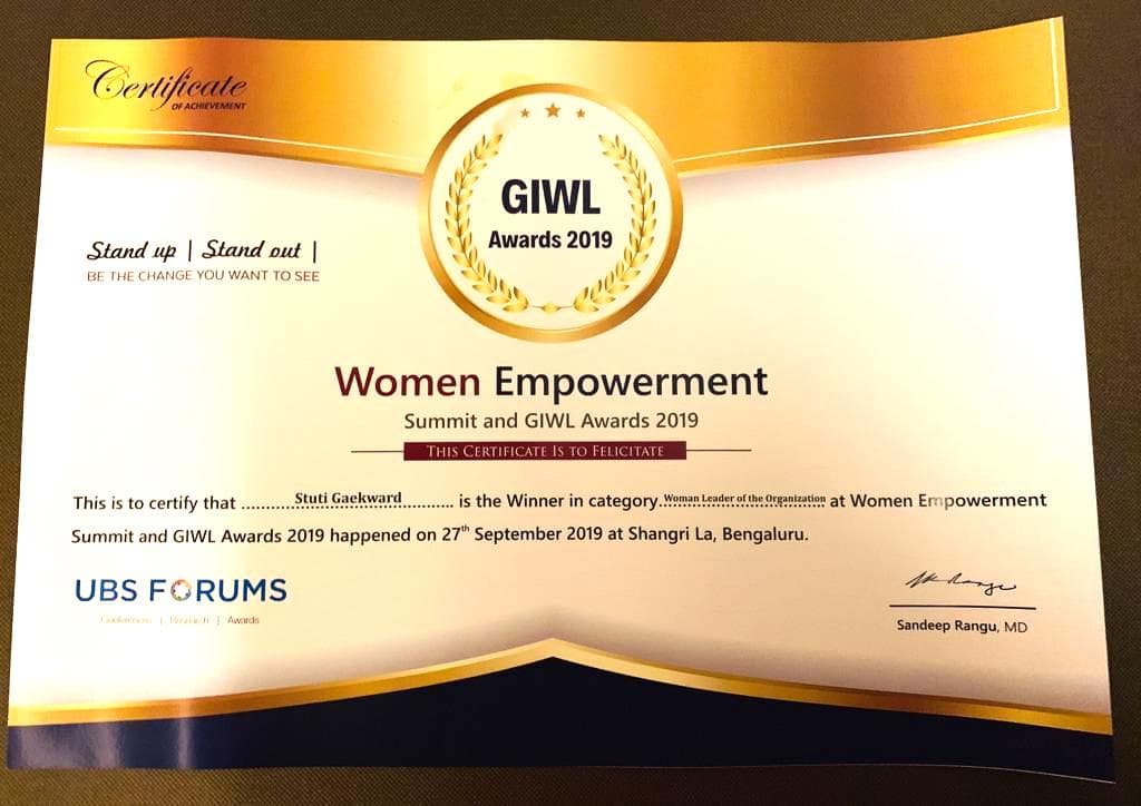 BUSINESS WOMEN LEADER